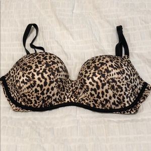 ❣️ Victoria Secret Balconet Bra 34DD ❣️